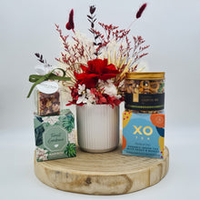 Load image into Gallery viewer, Red Dried Floral Gift Hamper - Sydney Only