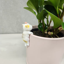 Load image into Gallery viewer, White Cat Pot Hanger 3cm