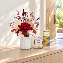Load image into Gallery viewer, Love Red Dried Floral Arrangement Gift Box