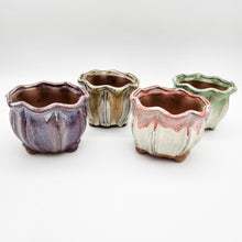 Load image into Gallery viewer, Wavy Succulent Pots - 12cmD x 9.5cmH - 4 Pack
