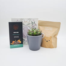 Load image into Gallery viewer, Love You Mum - Succulent Gift Box
