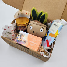 Load image into Gallery viewer, Christmas - Treat Yourself Gift Box
