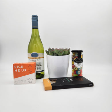 Hooray Happy Birthday Wine Gift Hamper - Sydney Only