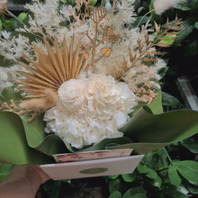 Load and play video in Gallery viewer, Birthday Dried Flower Arrangements - White - Cheeky Plant Co. x FleurLilyBlooms - Sydney Only
