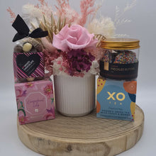 Load and play video in Gallery viewer, Pink Dried Floral Gift Hamper - Sydney Only
