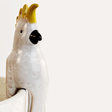 Load image into Gallery viewer, Cockatoo Bird Pot Hanger 14cm
